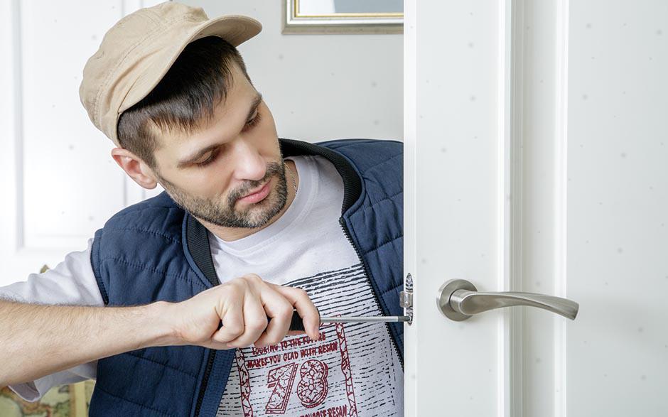 serrurier ouverture de porte service Paris 19